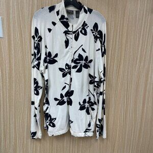 Chico's cream print cardigan size 16